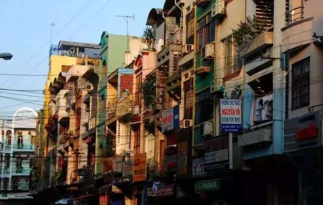 去哈尔滨能够逛哪几个国家,哈尔滨能坐火车出国游