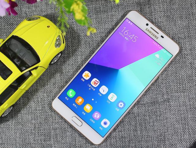 三星galaxyc9pro性能怎么样,三星galaxyc9pro网络慢