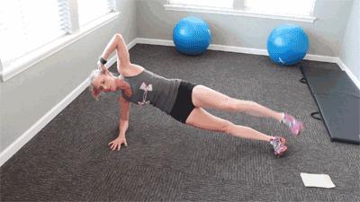 半个月平板支撑能够练出来马甲线,平板支撑一天多久能锻炼马甲线