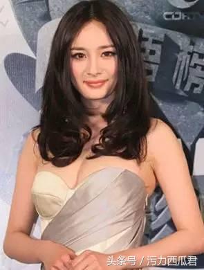 杨幂机场新look美炸！可她曾经也是各大时装周的雷神啊！