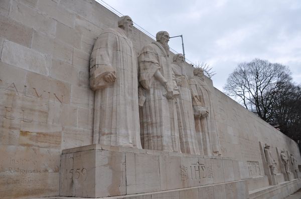 瑞士教堂 (瑞士苏黎世湖边的教堂)