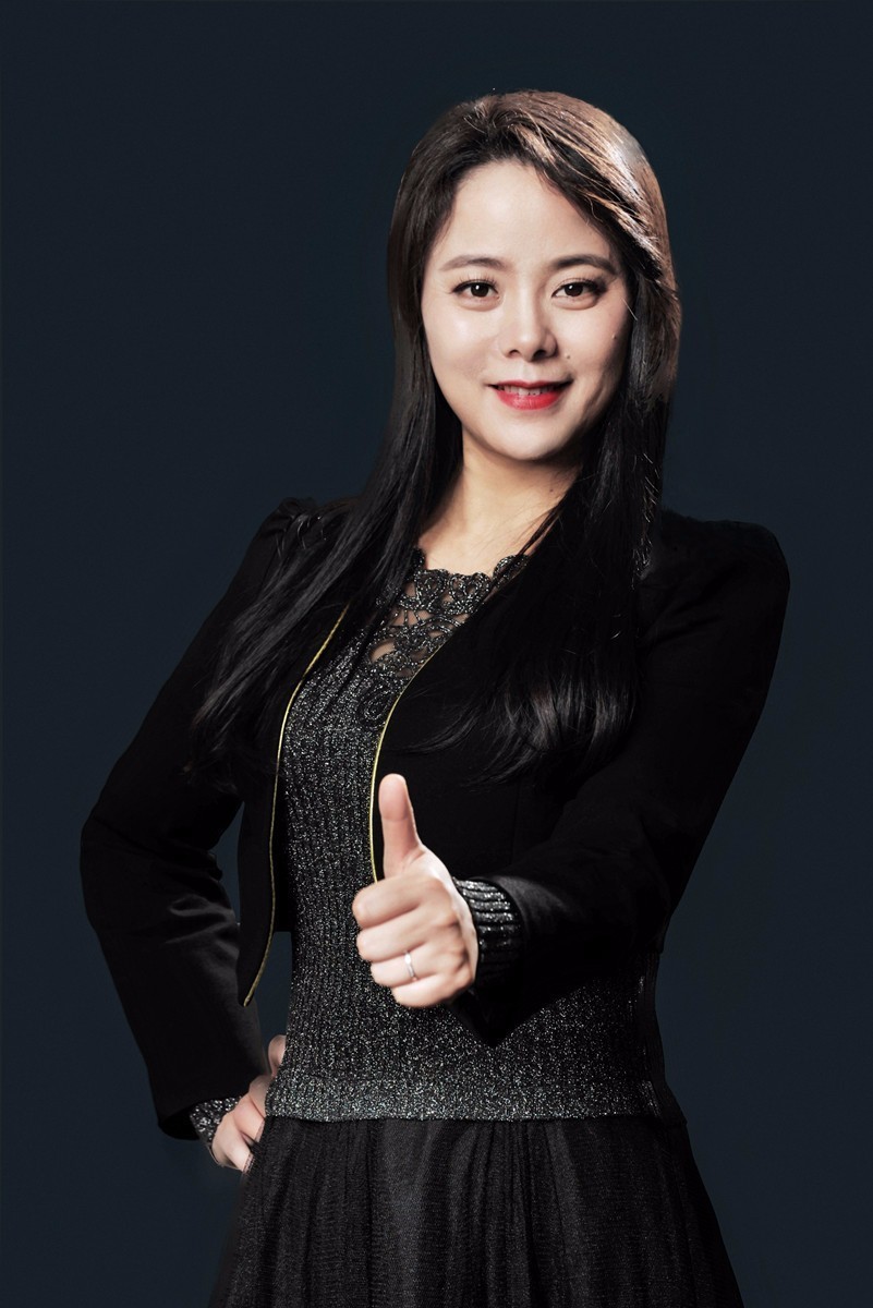 川商“她时代”：又知性又努力这是要逆天吗？