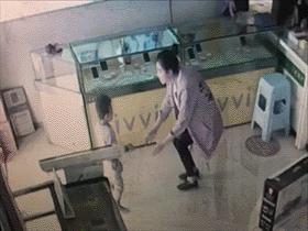 新娘：等我玩完这把联盟在和你结婚