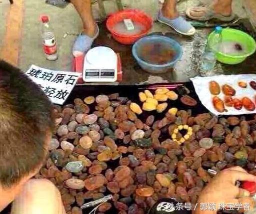 琥珀造假视频教程,各种琥珀模仿品的鉴别方法