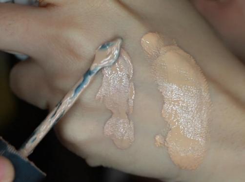 化妆分享粉底液,ysl粉底液羽毛测评