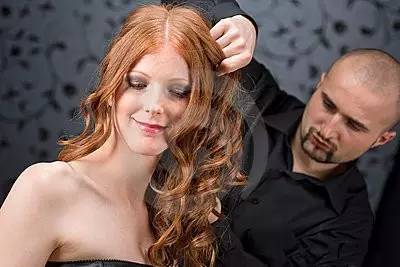 专业烫发和免打理烫发有什么不同,不同烫发到底有什么区别