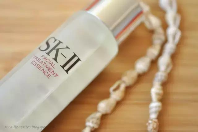 化妆水怎么选护肤水,化妆水如何携带才不会溢出来