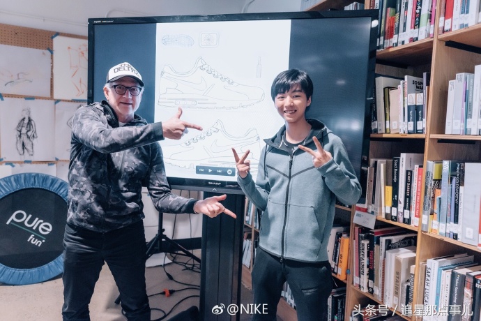 王俊凯nike彩虹鞋,王俊凯nike迪奥