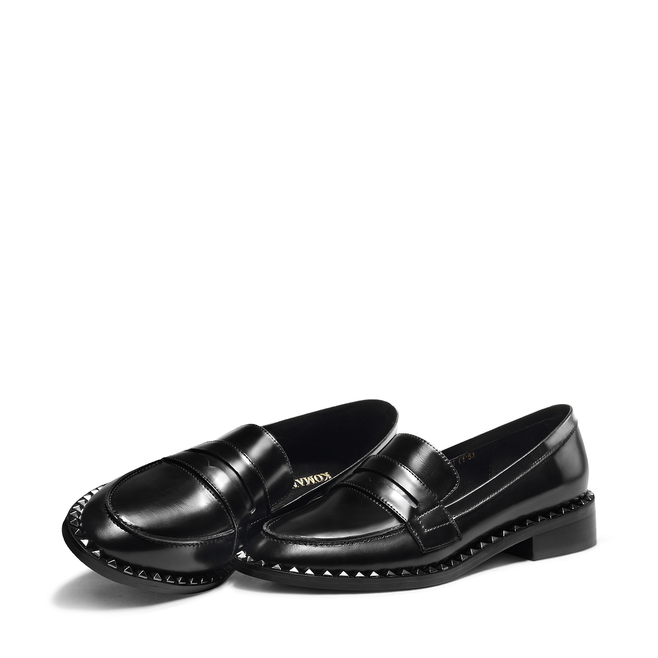 有一种时尚叫做“你觉得我时髦，却猜不出我穿的牌子”