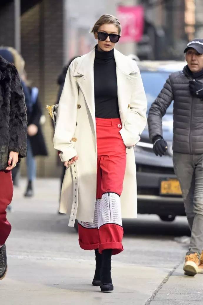 有一种时尚叫做“你觉得我时髦，却猜不出我穿的牌子”