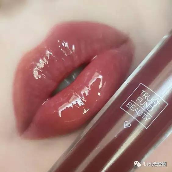 咬唇妆显脏,咬唇妆有层次感