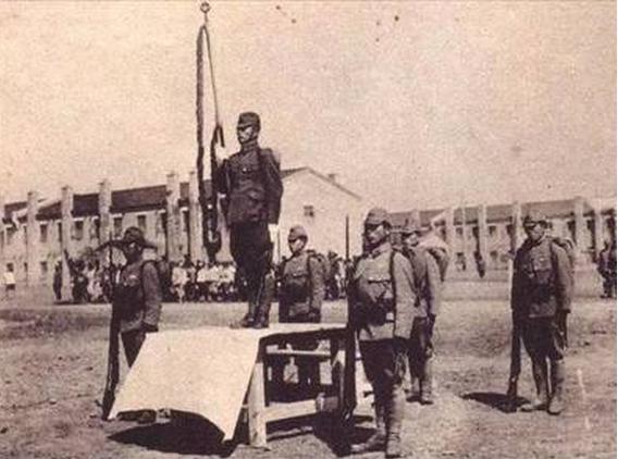 抗战时期日本所谓的膏药旗,二战日军旗子有哪些