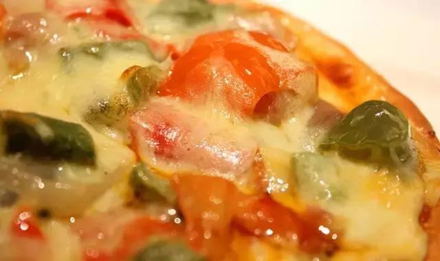 30选1，全广州最抵食的好吃披萨找到了！团长用生命亲测！