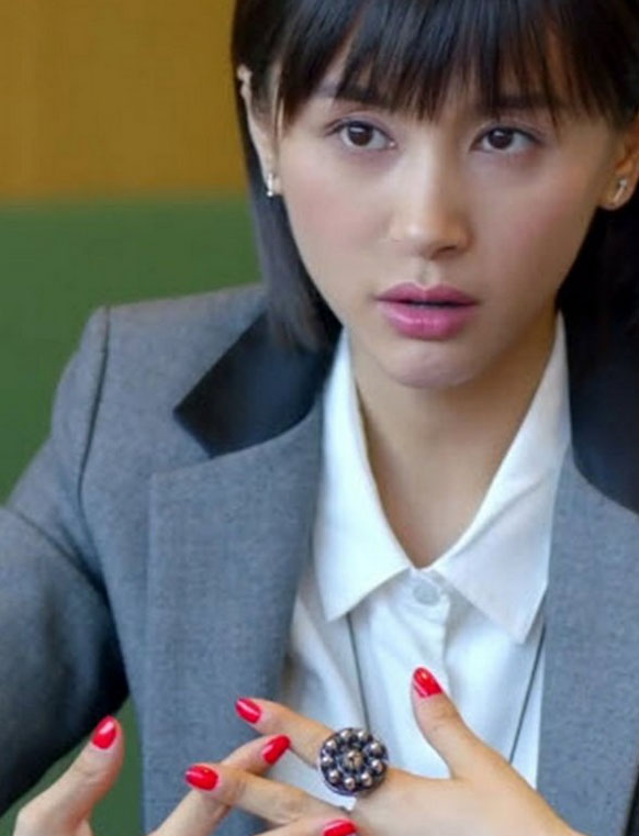 女孩子25岁有必要买贵的护肤品吗,25岁女生需要买奢侈品吗