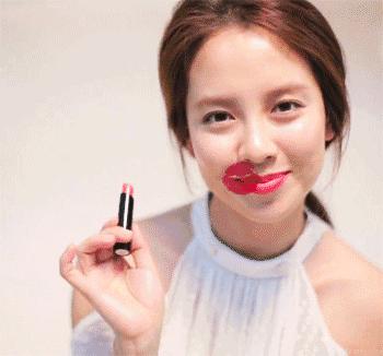 魅可口红哪个色号合适黄皮显白,口红显白颜色怎么选
