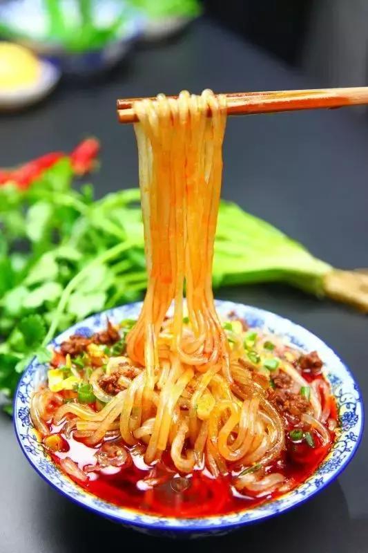 东邪、南帝、北丐、中神通，重庆小面的江湖地位你知道吗？