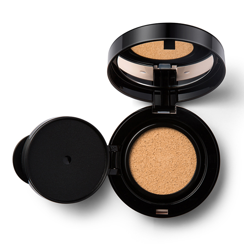 阿玛尼粉底和兰蔻持妆粉底哪个好,雅诗兰黛白金和兰蔻持妆粉底对比