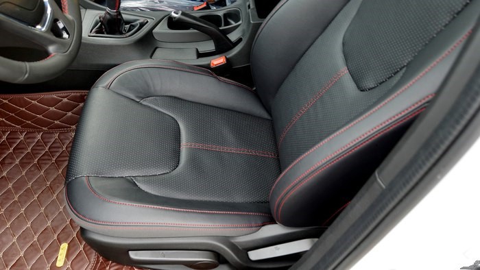 居家代步新能源车推荐10万,家用轿车奇瑞艾瑞泽5