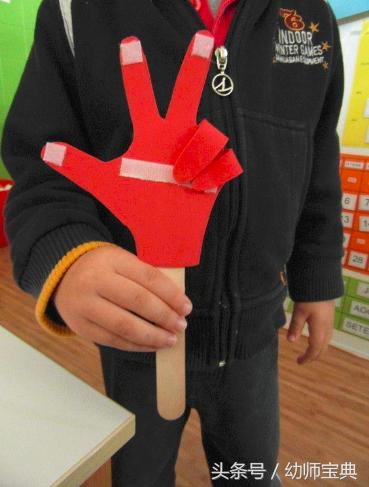 大班扑克牌数学区自制玩教具,幼儿园益智区比较大小自制玩教具