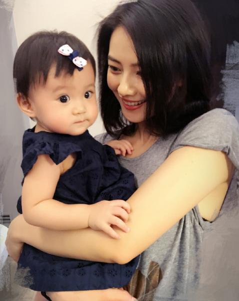 贾静雯的婚姻现在怎么样了,贾静雯闪婚富豪却陷入争女风波