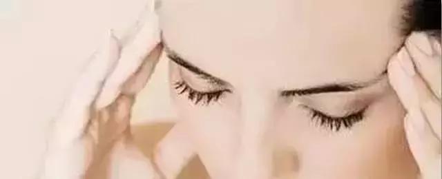 头疼浑身乏力发烧拉肚子,月子里发烧感冒拉肚子