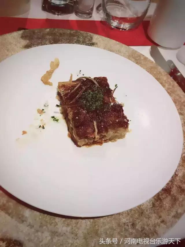 游轮发生什么事,游轮上的夜生活