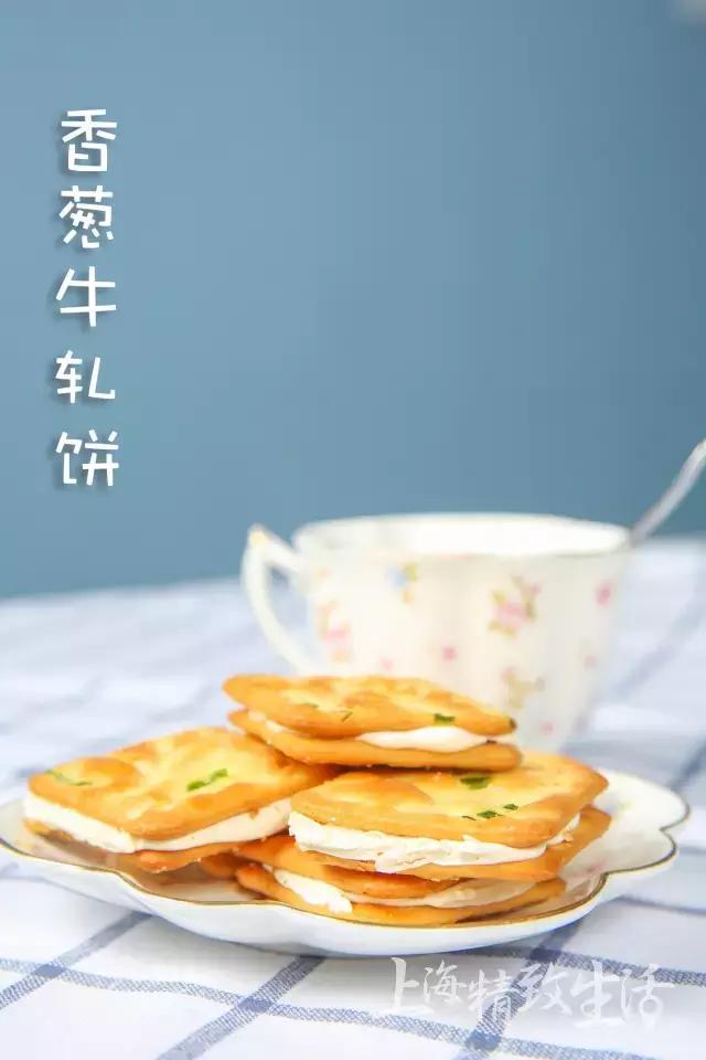 她用只卖7天的芝士条征服明星，如今带着纯手工的磅蛋糕降临魔都