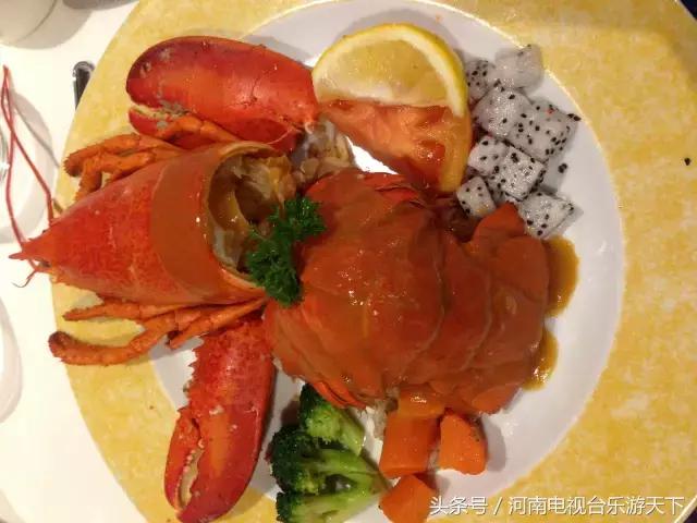 游轮发生什么事,游轮上的夜生活