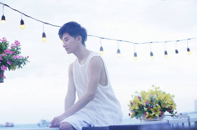 OK!星光行｜“柔然王子”梁振伦为你带来澎湃保湿的秘密