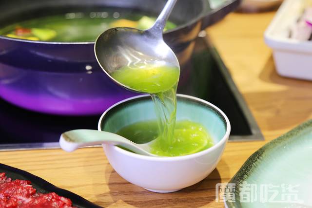 前方高能！魔都首家生态火锅店，在日照房里吃出今年流行色~