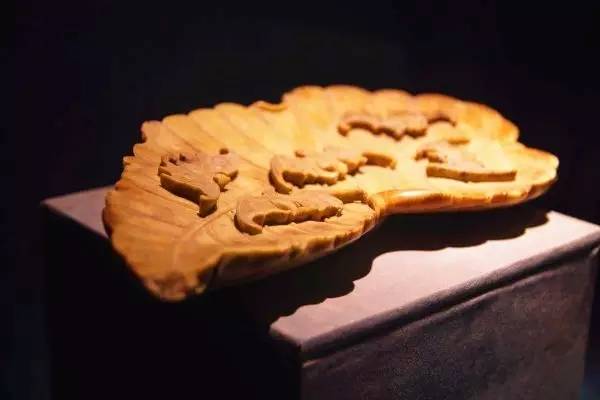 浙里有座藏在大山里的小香港，低调得让人心疼，高铁2h即达！