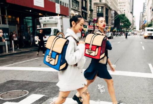 有态度｜谁说双肩包就是年轻人的专利，明明是谁背谁都美啊！