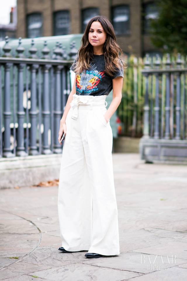 穿上这条束腰纸袋裤，手机里的P腿软件我全都能够卸载咯！