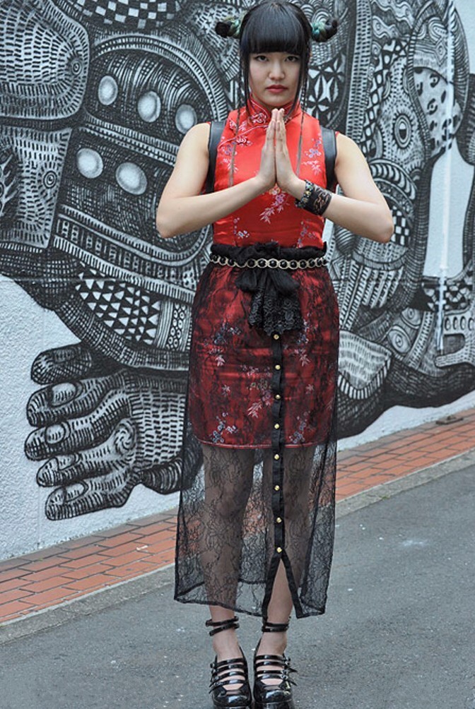 同事看到我就哈哈大笑,同事问我为什么对着屏幕发呆