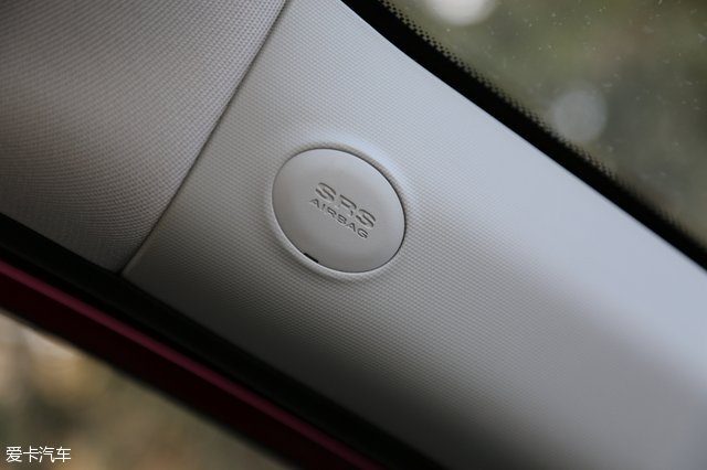 名爵锐腾是不是中型suv,名爵锐腾2015款2.0tgs