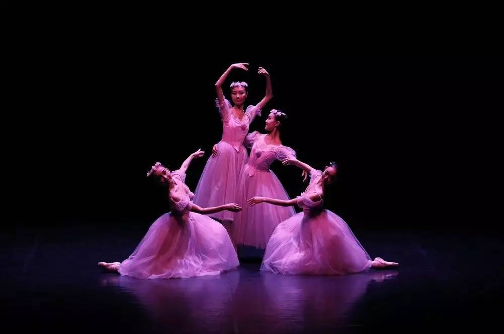 浪漫三月请你来舞蹈完全版,浪漫三月桃花红形体舞