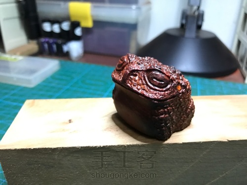 小叶紫檀木刻蟾蜍