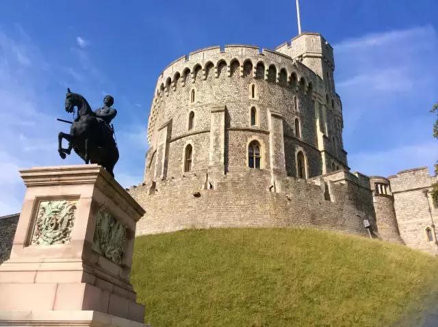 思潮英文：Yolanda访谈-做腐国旅游达人是怎样一种体验？
