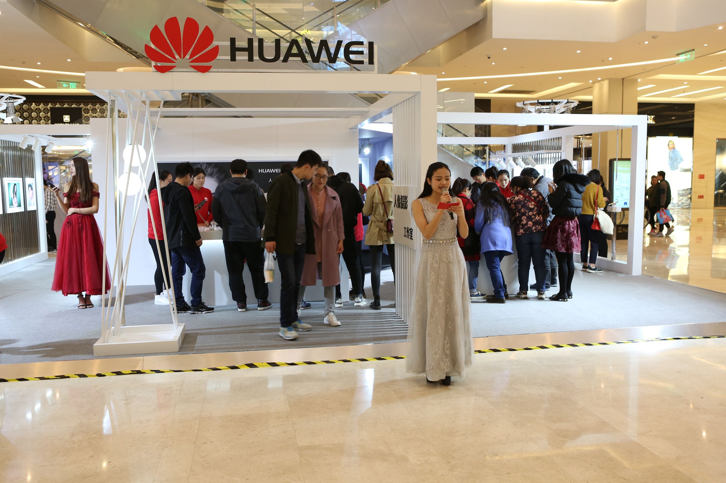 华为p10演示样机,华为p10新鲜曝光