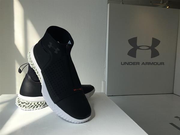 库里代言的安德玛,安德玛最软的一款篮球鞋