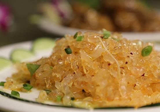 吃鲟鱼、泡温泉、赏美景、玩陶艺···完美周末就这么简单！