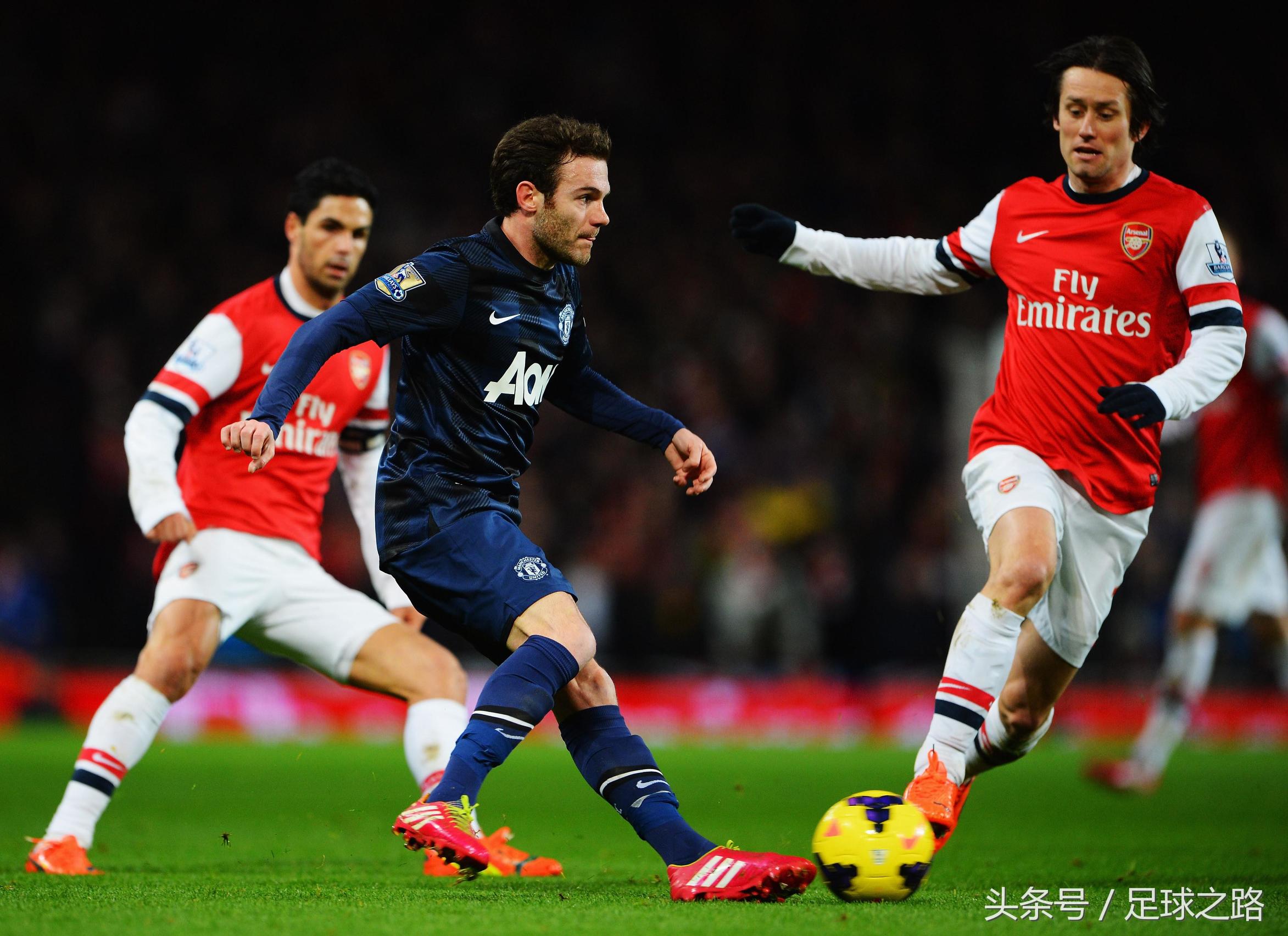 足球带球节奏变化的练习,普通带球变化节奏技巧