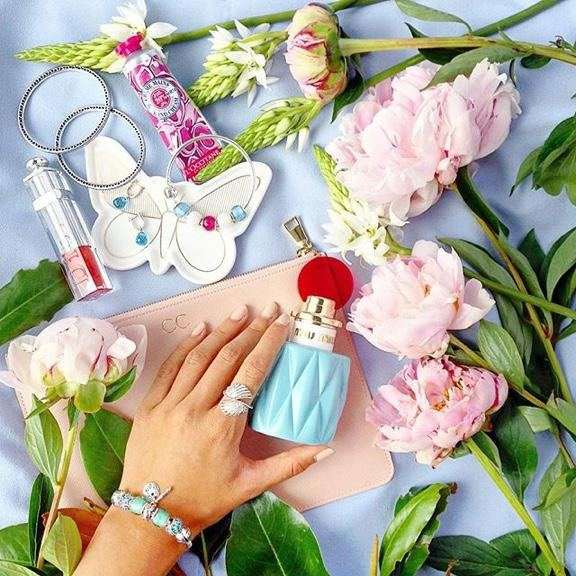 miumiu配色小香风,miumiu莹蓝女士香氛