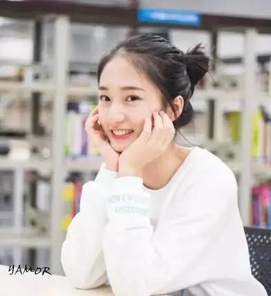 王思聪女友张小蒙个人资料,王思聪前女友张小蒙直播