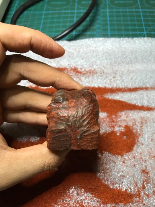 小叶紫檀木刻蟾蜍