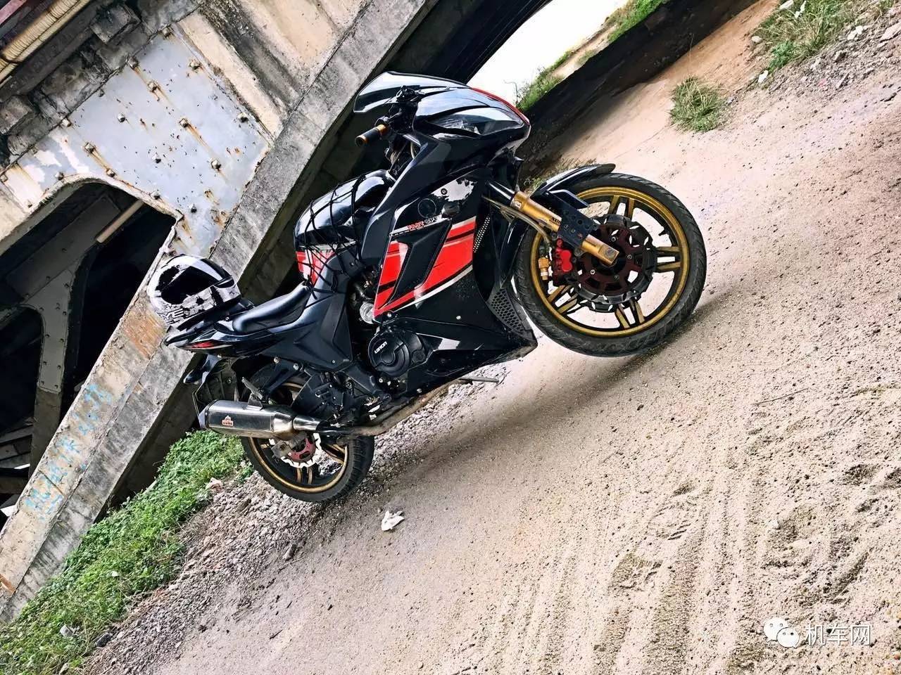 车友风采，遇到摩托车后，感觉每天都是热恋