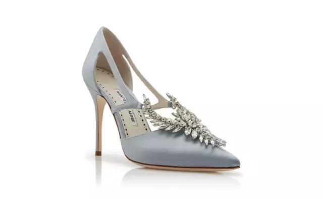 全球十大最美婚鞋品牌,合适脚宽脚胖的红色婚鞋测评