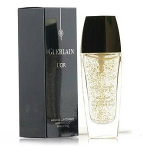 怎么化妆不卡粉遮瑕比较好,隔离定妆保湿妆前乳怎么用好看