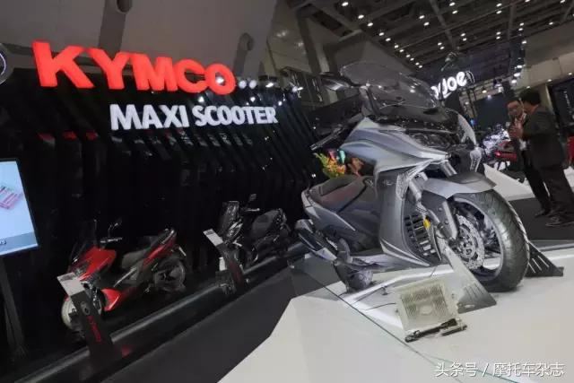 本田adv750和雅马哈tmax光阳ak550,光阳ak550premiumckd版大陆啥时候上市