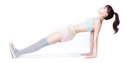 15种平板支撑让你告别枯燥,十分钟拥有马甲线的平板支撑